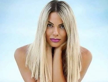 Η καυτή παρουσιάστρια από την Κρήτη κολάζει δημοσιογράφο στον αέρα (βίντεο)